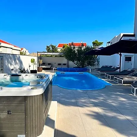 Olea Ξενοδοχείο Pag Town